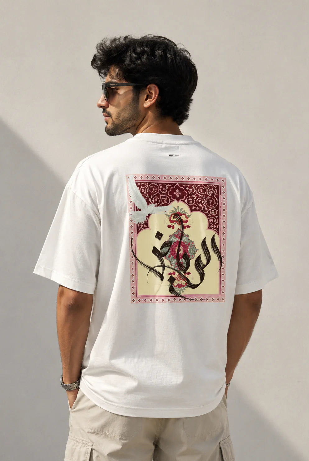 Comfortable unisex fashion co-ord outfit with artistic back print.
