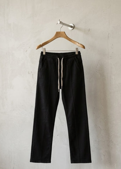Zyvor-Black-Jogger-Pants-Front-View-Black.